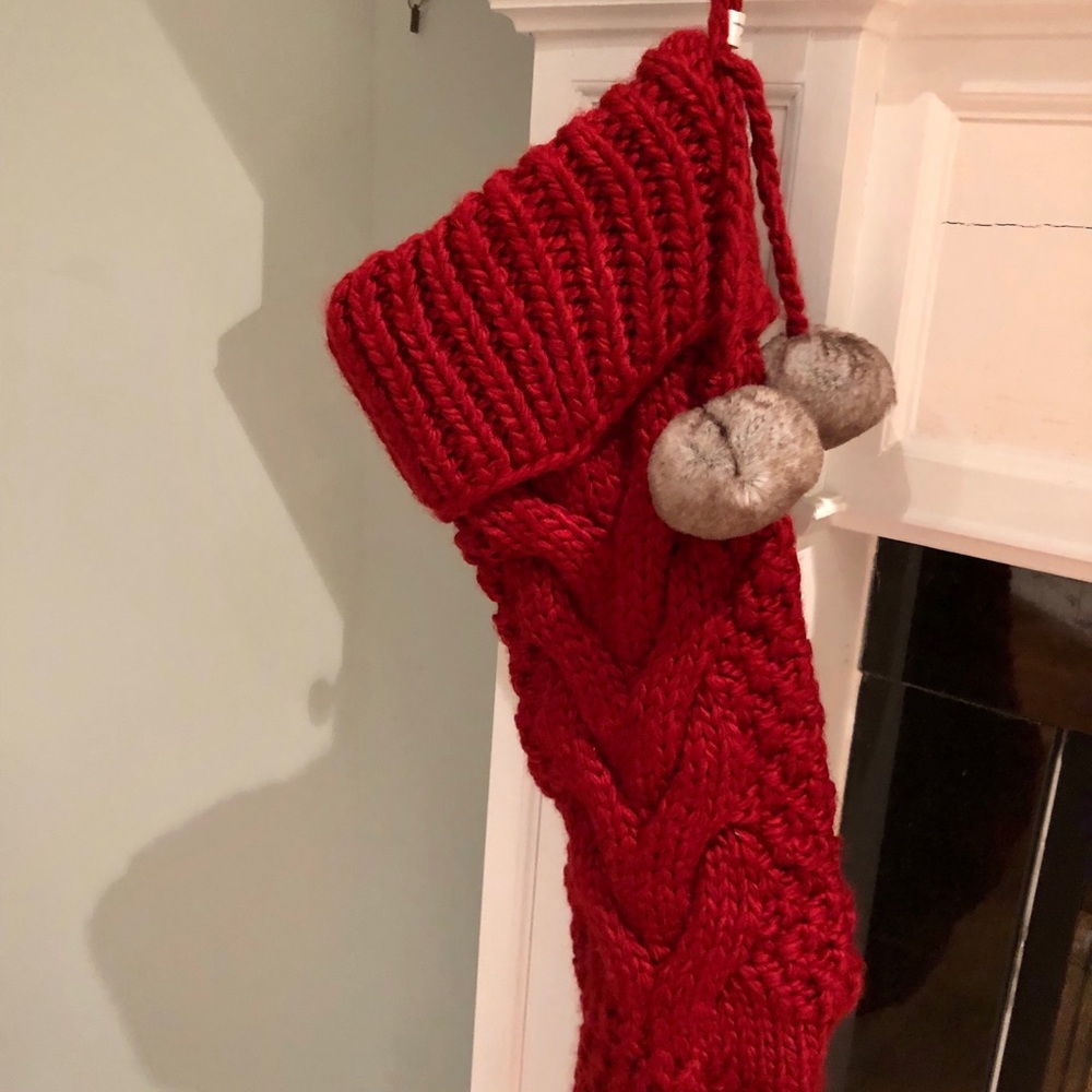 NEW UGG Cable Knit Christmas Redwood Stocking Pom - Picture 3 of 5
